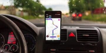 Small Uber and Bolt drivers face income and safety risks as the e-hailing registration deadline approaches. Photo: researchictafrica.net