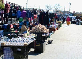 Informal traders in Olievenhoutbosch are urged to register their businesses on 23–24 April 2026 as part of Tshwane’s formalisation drive.