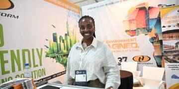 Caption: The Sales Engineer at Hydraform, Ms Aphelele Kali, showcases the company’s interlocking and conventional block- and brick-making machines at the Feira Internacional de Angola (FILDA) 2026 in Luanda, Angola.

Photo: dtic