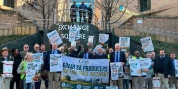 Grain SA members protest outside the JSE over soybean pricing.
Photo: Grain SA