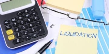 The financing, insurance, real estate and business services sector recorded the highest number of liquidations. Photo. Pix4Free
